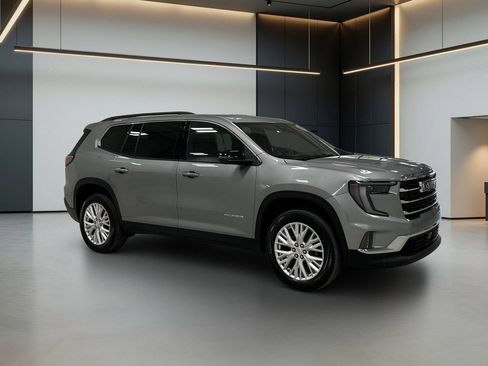 Used 2024 GMC Acadia Elevation w/ Luxury Package FWD image 8