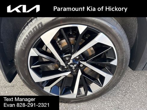 Used 2023 Mitsubishi Outlander SE image 9