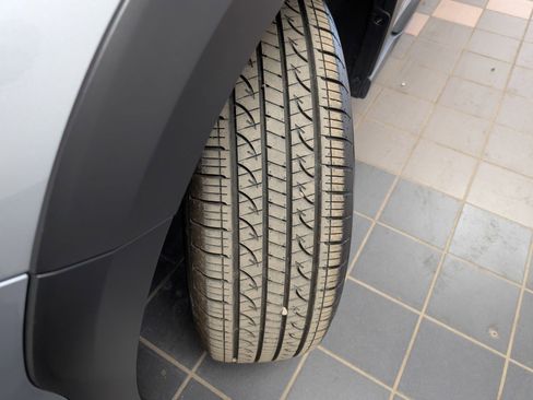 Used 2025 Subaru Outback Premium image 32