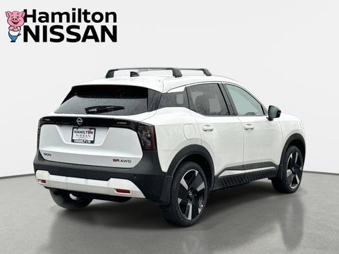 New 2026 Nissan Kicks SR w/ Cold Weather Package image 2