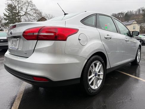 Used 2016 Ford Focus SE image 5