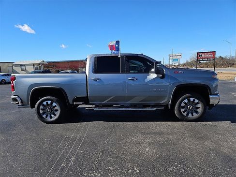 Used 2026 Chevrolet Silverado 2500 LT image 9