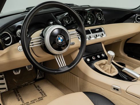 Used 2001 BMW Z8 RWD image 13