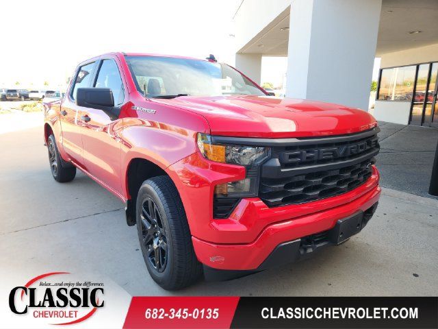 Used 2022 Chevrolet Silverado 1500 Custom AWD/4WD 360° Tour