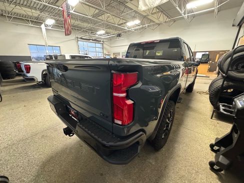 Used 2025 Chevrolet Silverado 2500 LT w/ Trail Boss Package image 5