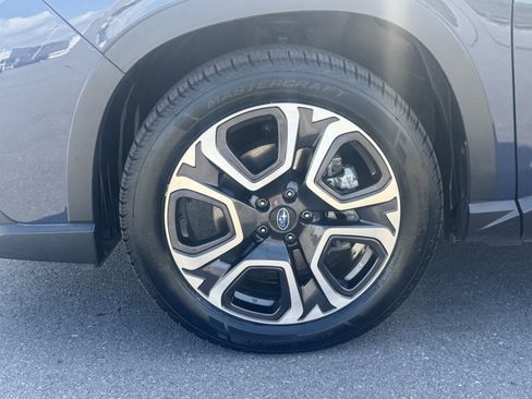 Used 2023 Subaru Ascent Limited w/ Technology Package AWD/4WD image 11