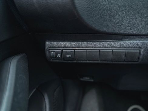 Used 2023 Toyota Corolla LE image 13