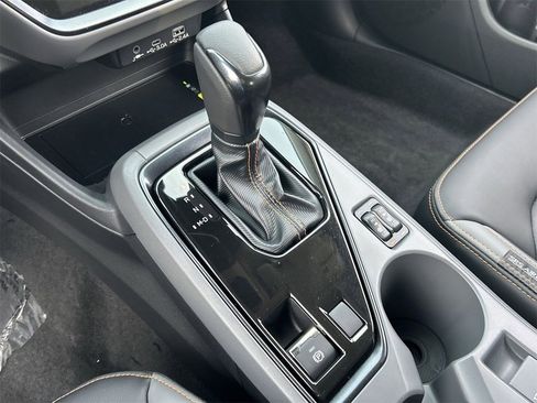 New 2026 Subaru Crosstrek 2.5i Limited w/ Crosstrek Mirror Package image 25