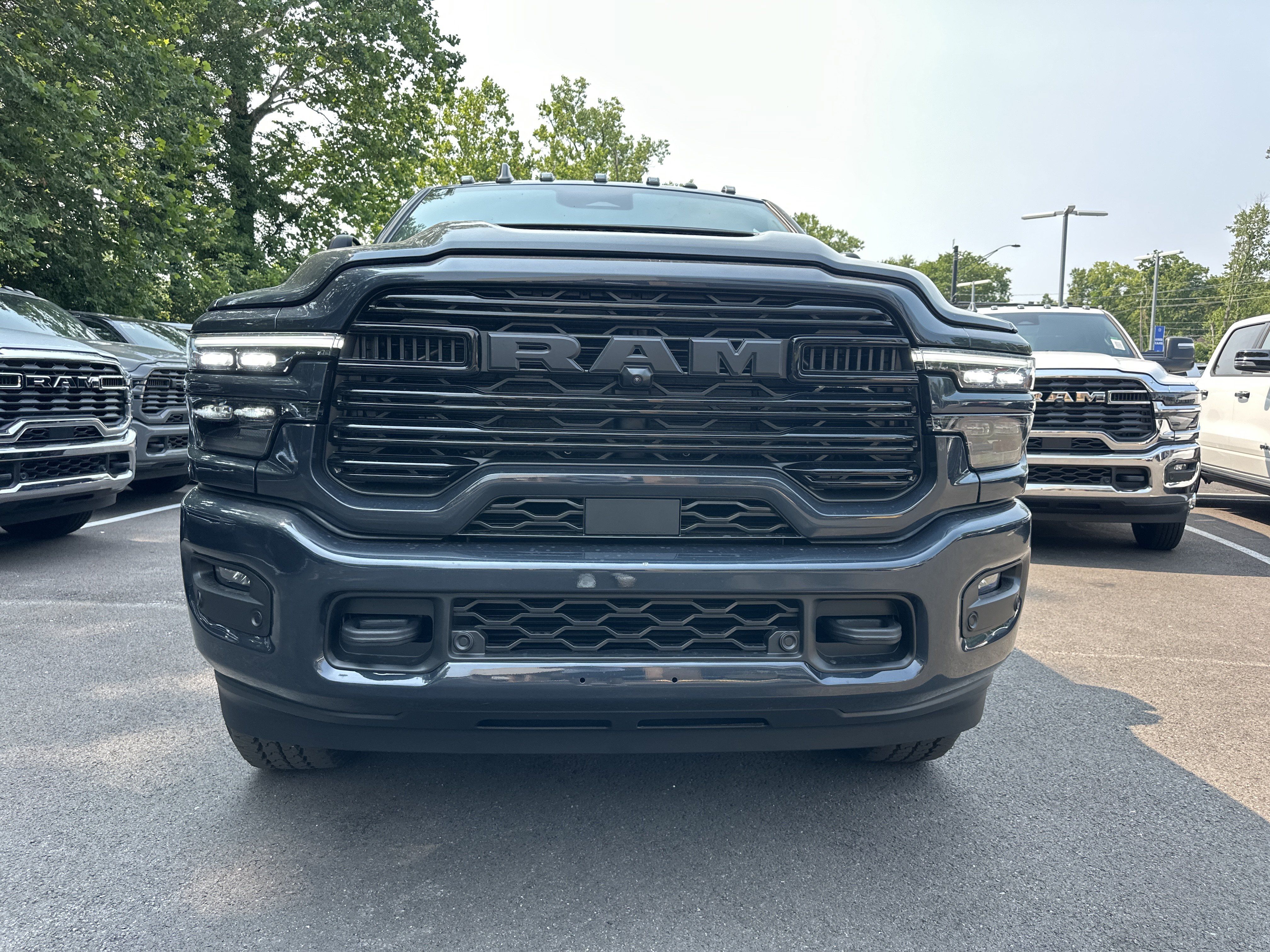 New 2026 RAM 2500 Laramie AWD/4WD image 23