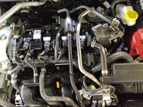 Used 2025 Nissan Sentra SV image 30