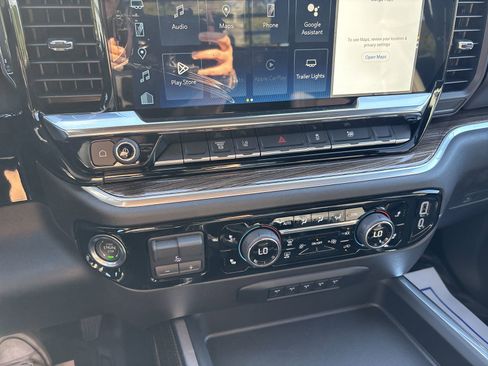 New 2025 Chevrolet Silverado 3500 LT w/ Convenience Package image 21