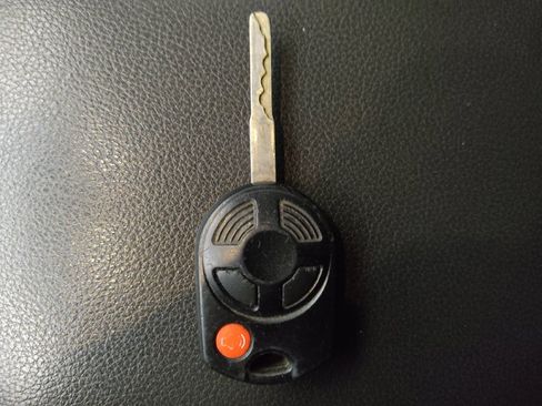 Used 2015 Ford Escape S image 32