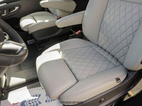 Used 2025 Mercedes-Benz Sprinter 2500 image 40