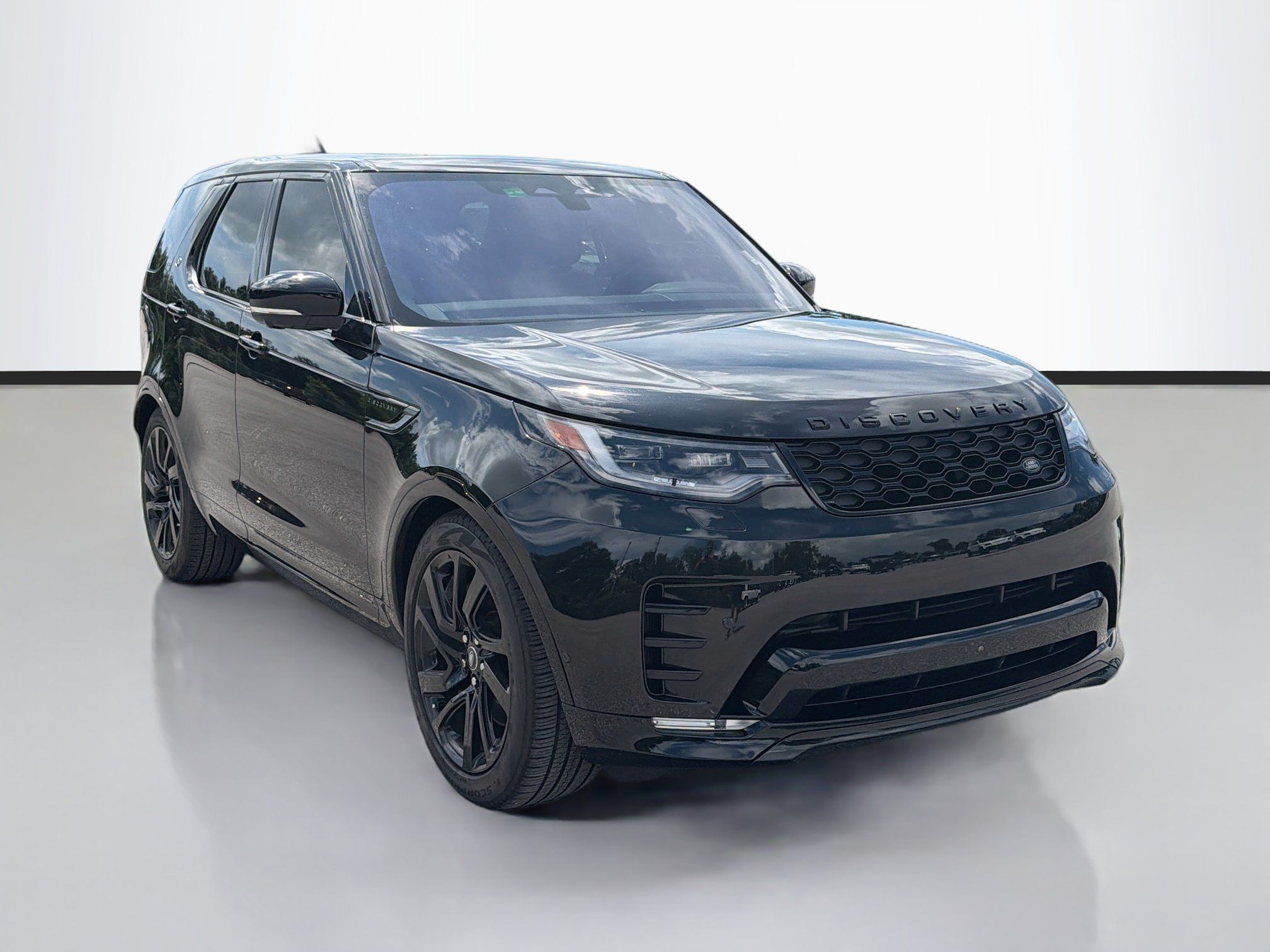 Used 2022 Land Rover Discovery S R-Dynamic AWD/4WD image 7