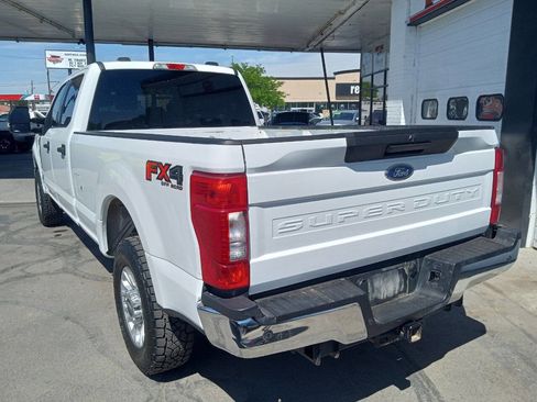 Used 2022 Ford F350 XLT w/ XLT Value Package AWD/4WD image 4