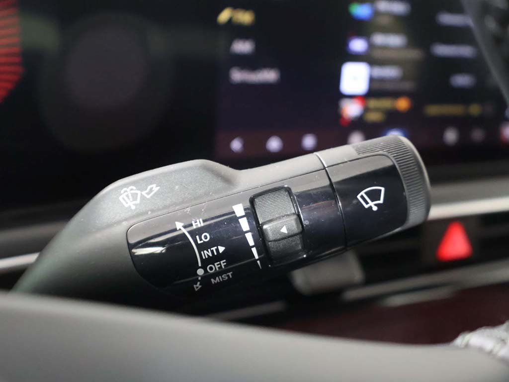 Used 2025 Kia K5 GT-Line w/ GT-Line Premium Package FWD image 43