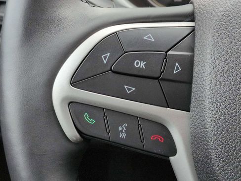 Used 2015 Jeep Cherokee Trailhawk w/ Comfort/Convenience Group image 25