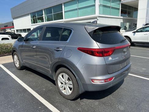 Used 2019 Kia Sportage LX image 7