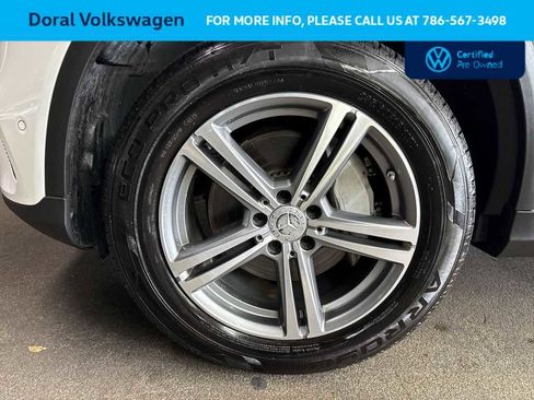 Used 2022 Mercedes-Benz GLC 300 GLC 300 w/ Premium Package Lite image 9