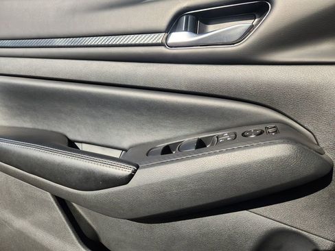 Used 2024 Nissan Altima 2.5 SV image 24