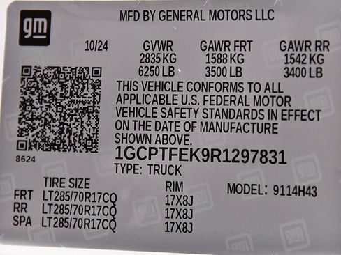 Used 2024 Chevrolet Colorado ZR2 w/ ZR2 Convenience Package III AWD/4WD image 17