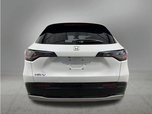 New 2026 Honda HR-V EX-L image 4