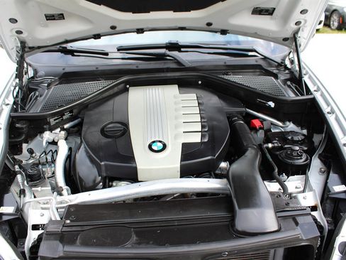 Used 2012 BMW X5 xDrive35d image 29