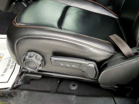 Used 2022 Jeep Gladiator Mojave w/ LED Lighting Group AWD/4WD image 11