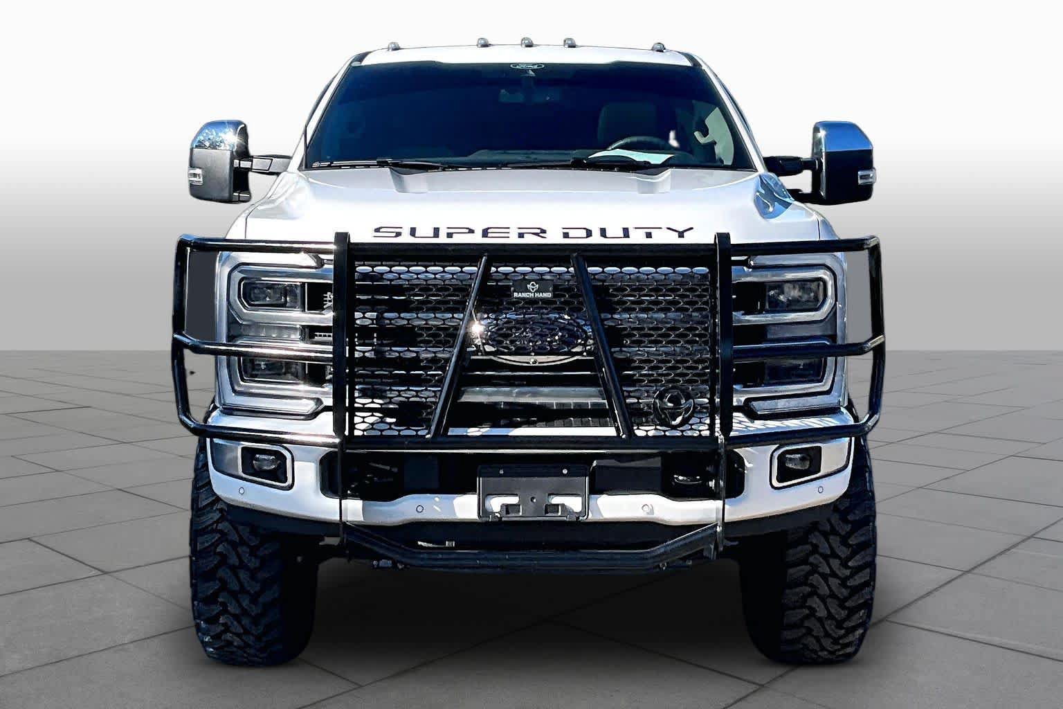 Used 2026 Ford F250 Platinum w/ Platinum Plus Package AWD/4WD image 4
