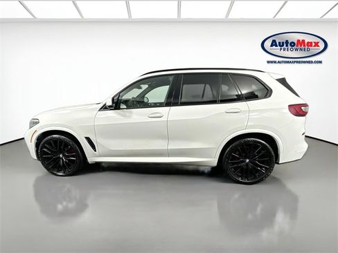 Used 2022 BMW X5 xDrive40i w/ Premium Essential Package image 9