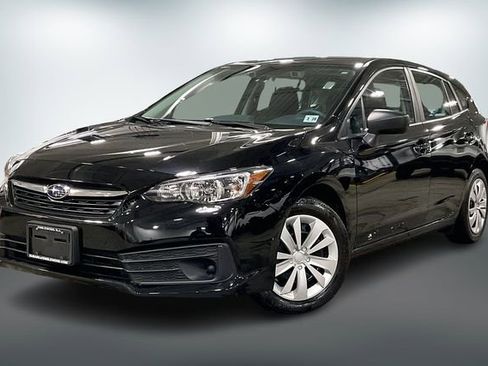 Used 2023 Subaru Impreza 2.0i image 3
