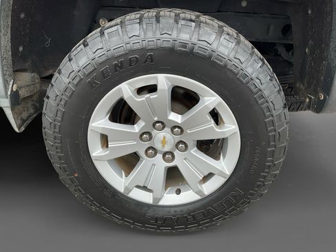 Used 2015 Chevrolet Colorado LT w/ Luxury Package image 8