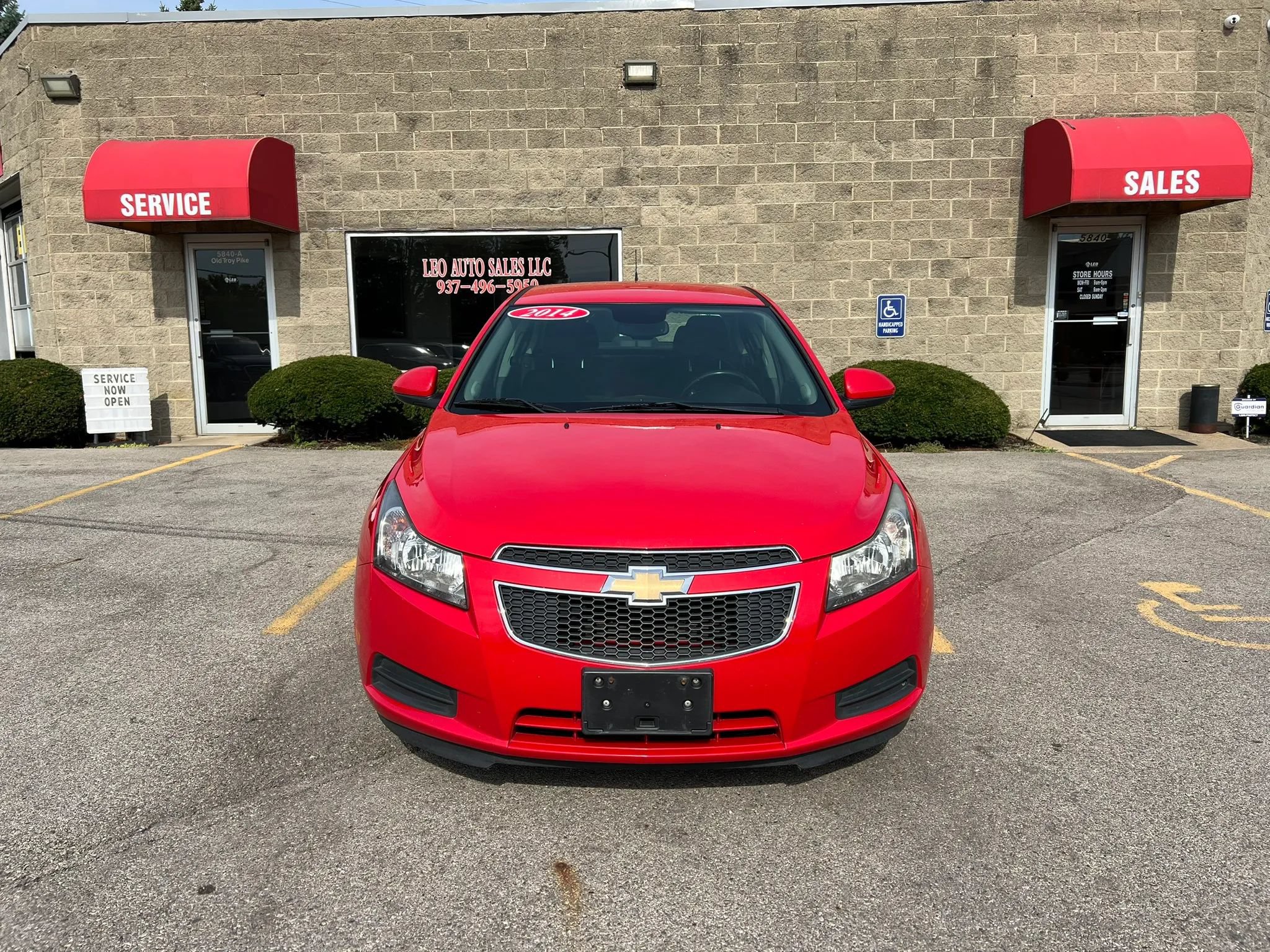 Used 2014 Chevrolet Cruze LT FWD image 2