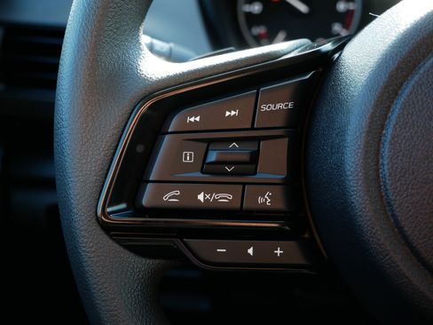 Certified 2025 Subaru Crosstrek 2.0i Premium image 28