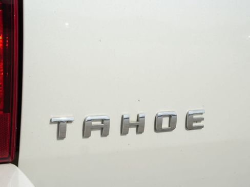 Used 2014 Chevrolet Tahoe LTZ RWD image 16