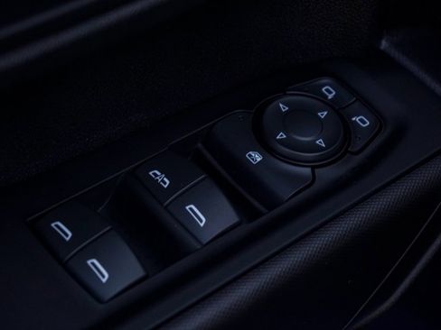 Used 2024 Chevrolet Silverado 1500 Custom image 19