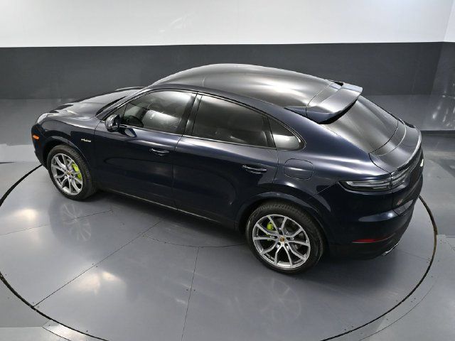 Used 2022 Porsche Cayenne E-Hybrid Coupe AWD/4WD image 53