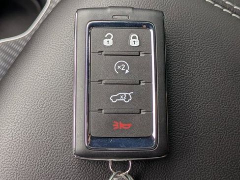 New 2025 Jeep Grand Cherokee L Laredo AWD/4WD image 26