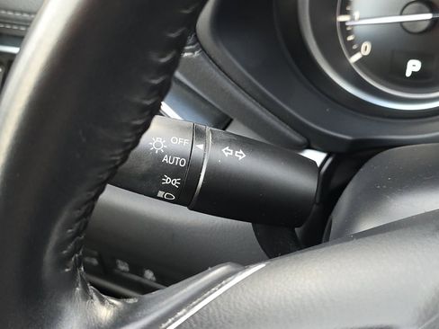 Used 2019 MAZDA CX-5 Touring image 35