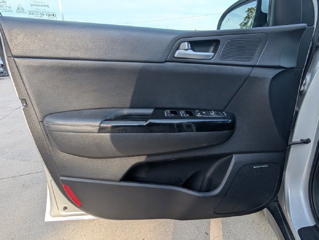 Used 2020 Kia Sportage EX w/ EX Technology Package FWD image 20