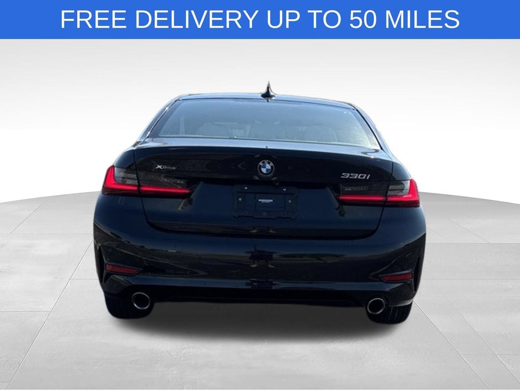 Used 2022 BMW 330i xDrive Sedan AWD/4WD image 7