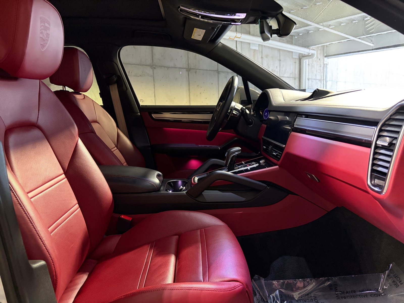 Certified 2023 Porsche Cayenne Platinum Edition AWD/4WD image 22