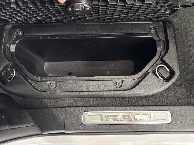Used 2023 RAM 1500 Limited w/ Body-Colour Bumper Group AWD/4WD image 27
