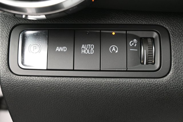 Used 2026 Chevrolet Equinox LT AWD/4WD image 24