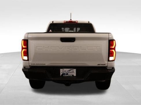 New 2026 Chevrolet Colorado ZR2 image 3