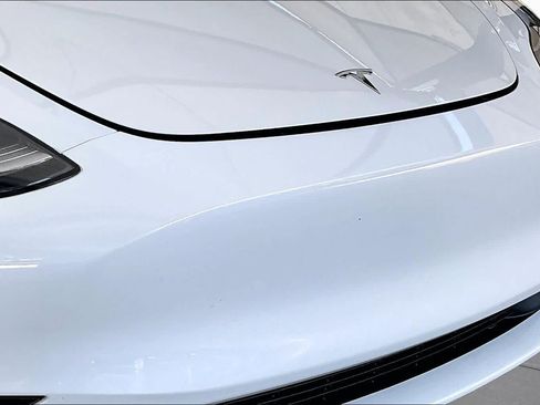Used 2023 Tesla Model Y AWD image 29