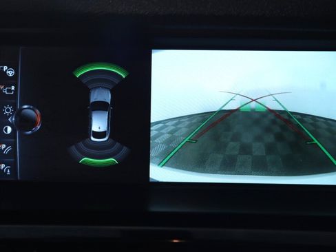 Used 2018 BMW X4 xDrive28i w/ Parking Assistance Package image 19