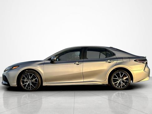 Certified 2023 Toyota Camry SE image 2