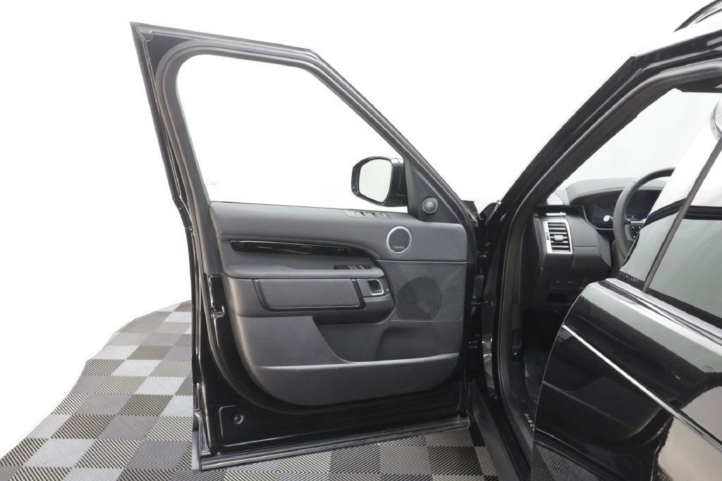 Certified 2026 Land Rover Discovery S AWD/4WD image 5