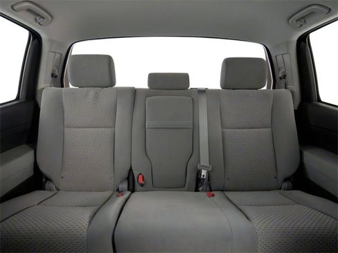 Used 2013 Toyota Tundra 4x4 CrewMax w/ Tow Pkg image 9